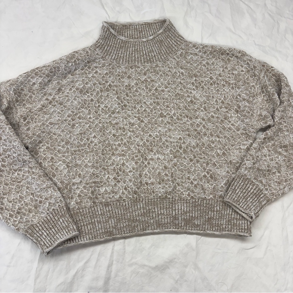Calvin Klein Jeans Women's Beige Cream Knit Cropped Mock Neck Sweater‎ Large
